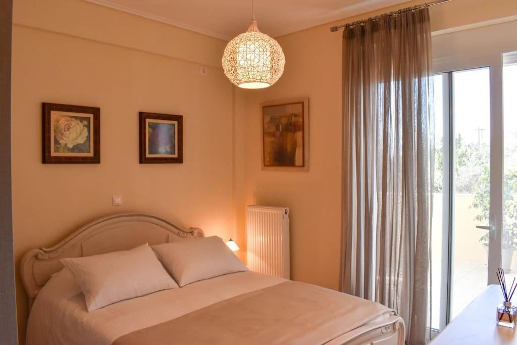 Apartment In Peania
